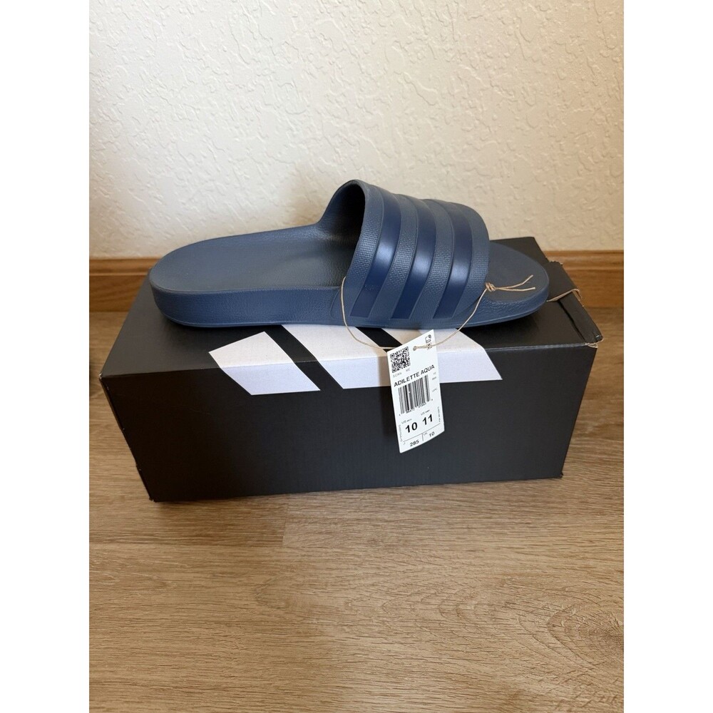 Adidas Adilette Slides Size Men’s 10 Women’s 11 Navy Blue NEW IN BOX